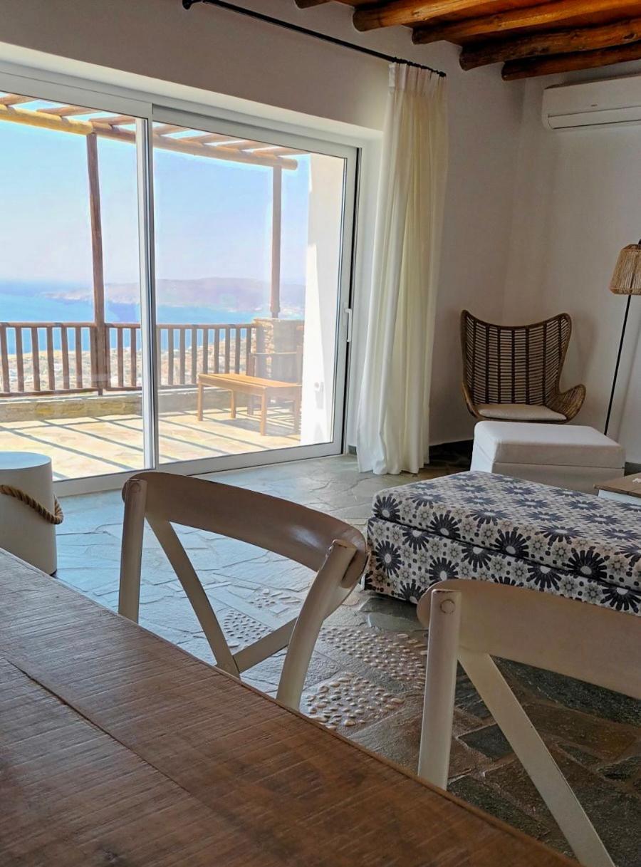 Panoramio Batsi (Andros)